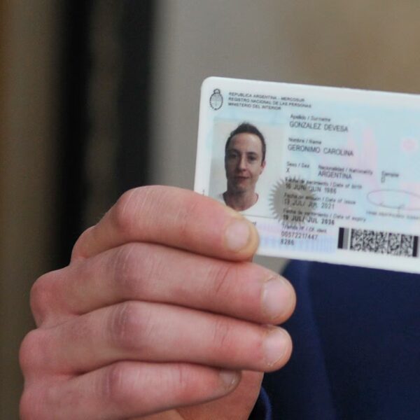 Cambian el DNI y los pasaportes