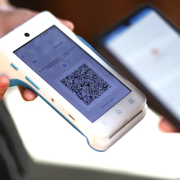 Le vaciaron la cuenta tras robarle el celular