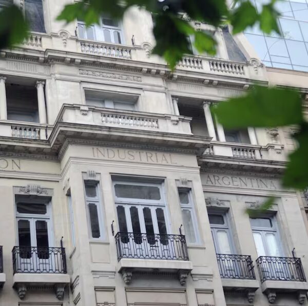 Contra dichos del Presidente