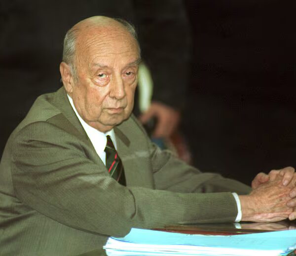 Carlos Guillermo Suárez Mason,