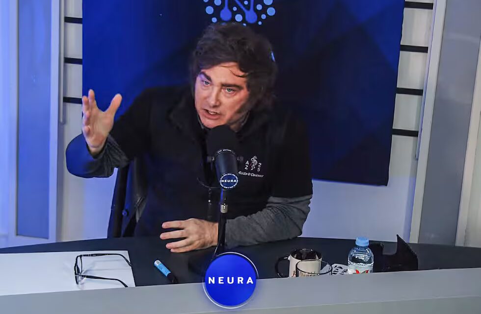 Milei y un g