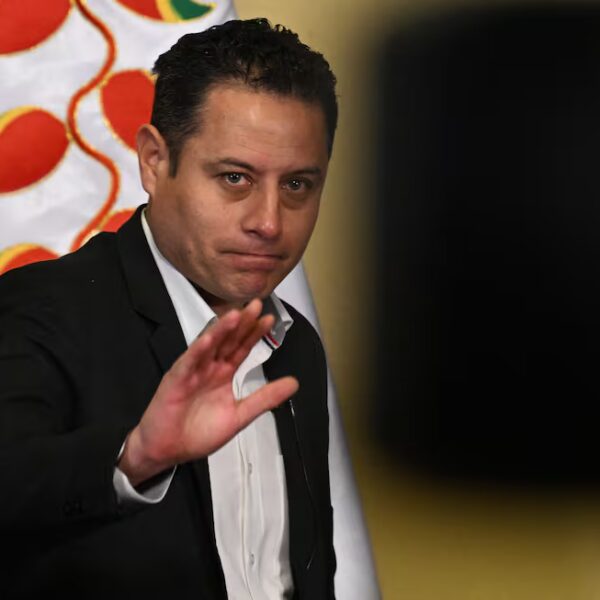 Edmand Lara