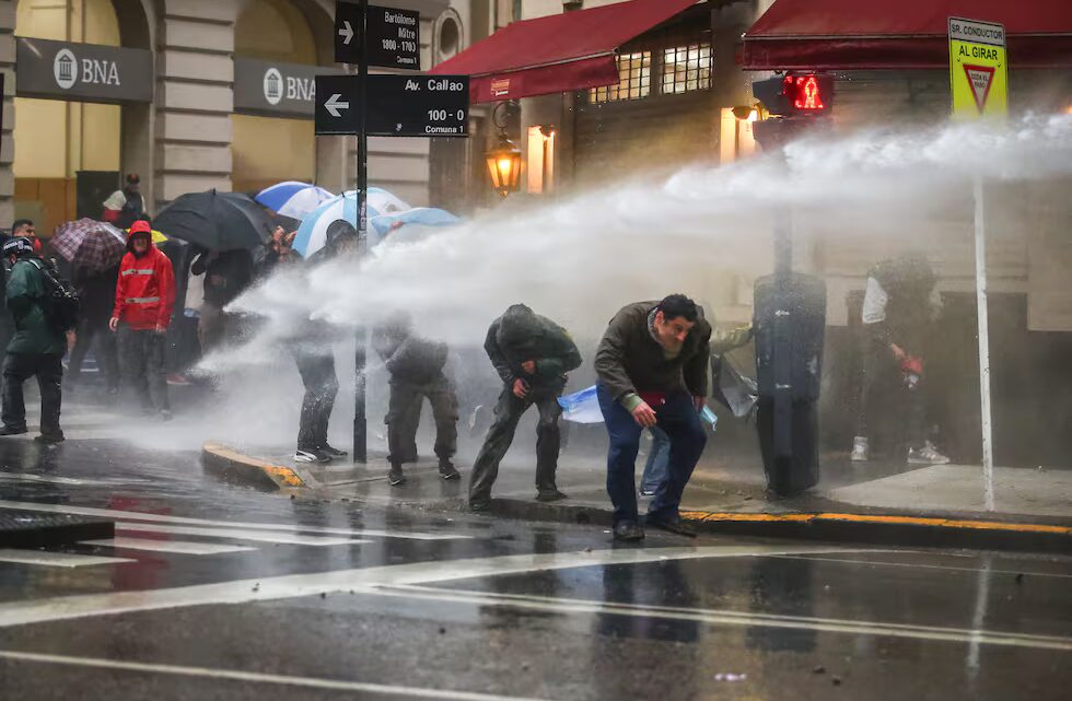 Violenta represión